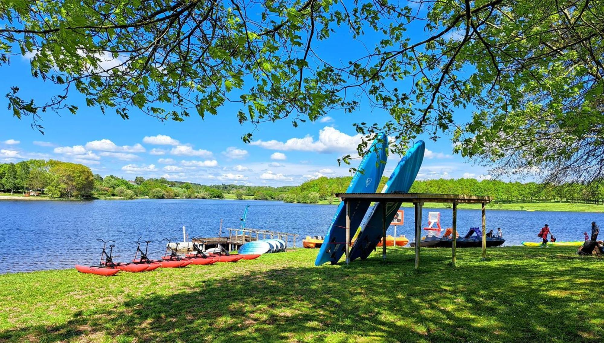 Les Logements Insolites De La Base Nautique Verneuil  Exterior foto